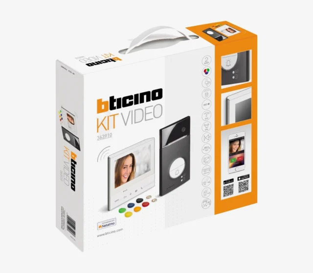 BTicino Linea 3000 kit zwart met Classe 300X13E WiFi monitor wit